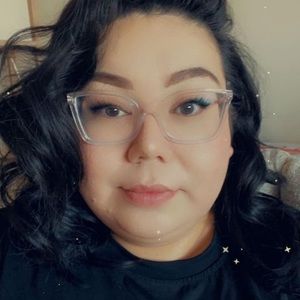 Meet your Posher, Delvina